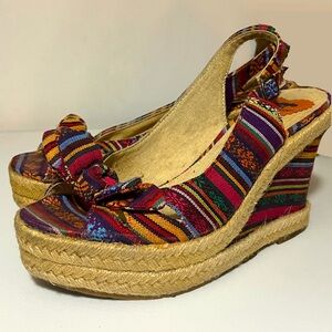 FIESTA WEDGES